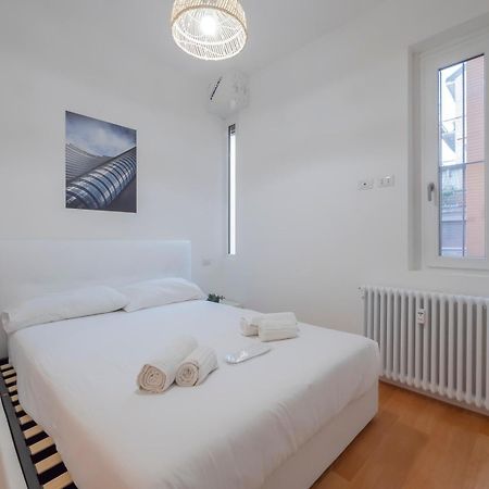I Host Apartment - Gressoney 3 Milano Eksteriør bilde